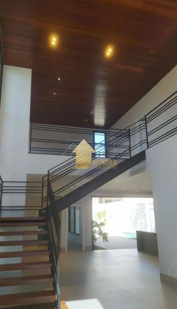 Casa de Condomínio à venda com 3 quartos, 384m² - Foto 2